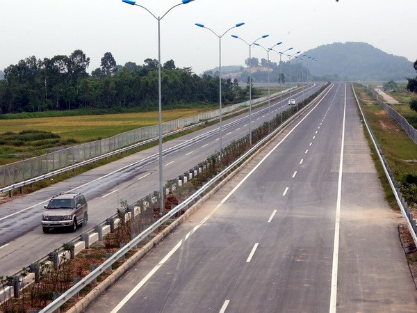 Sẽ thông xe 25km tuyến cao tốc Hà Nội-Hải Phòng vào ngày 19/5